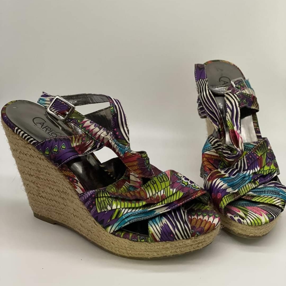 Sandals - Picture 4 of 6